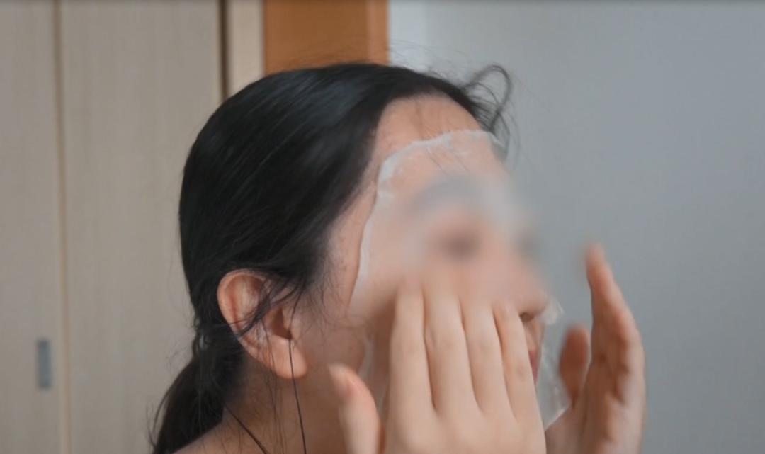 DƬ